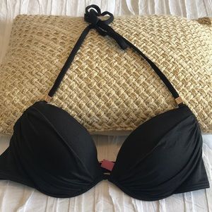 Black underwire bikini top